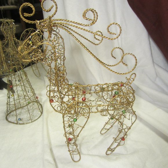 VTG PAIR OF WIRE SCULPTURE HOLIDAY DECOR, GOLD W/BEADS, ANGEL & REINDEER - Picture 2 of 5